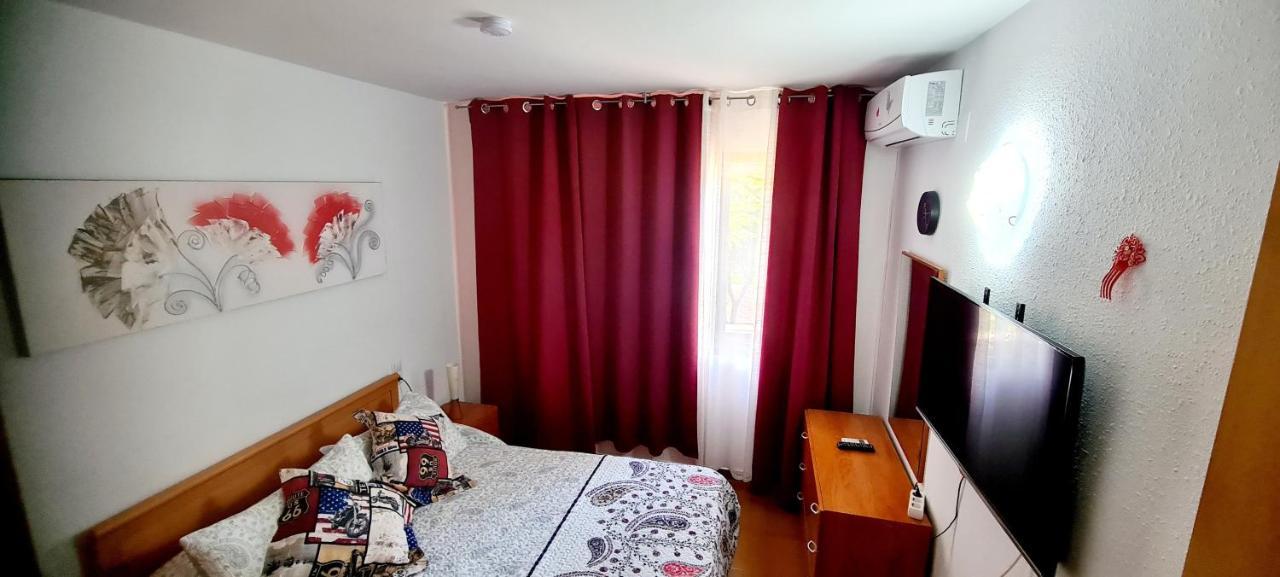 Apartment Center Salou Near Port Aventura Екстериор снимка