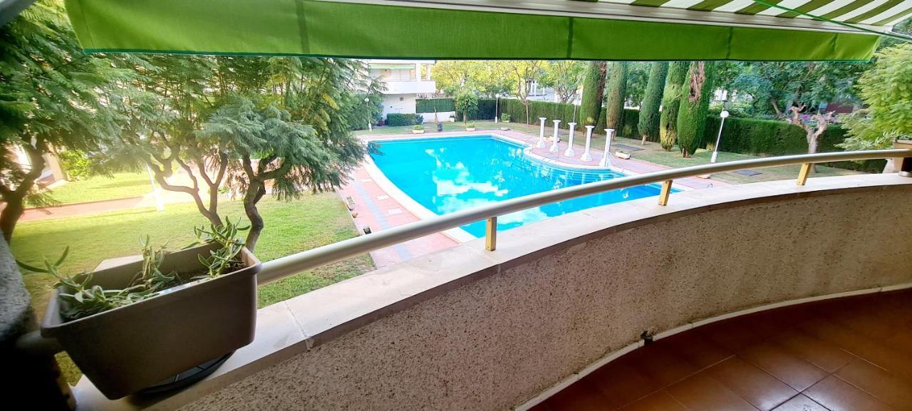 Apartment Center Salou Near Port Aventura Екстериор снимка