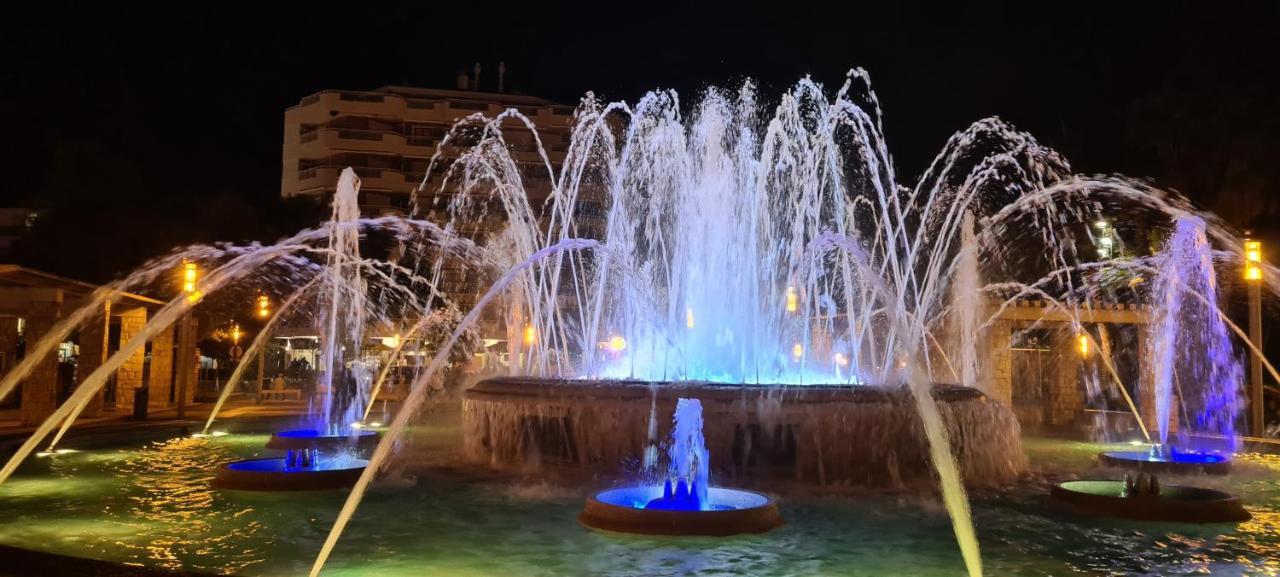 Apartment Center Salou Near Port Aventura Екстериор снимка