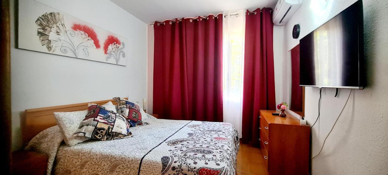Apartment Center Salou Near Port Aventura Екстериор снимка