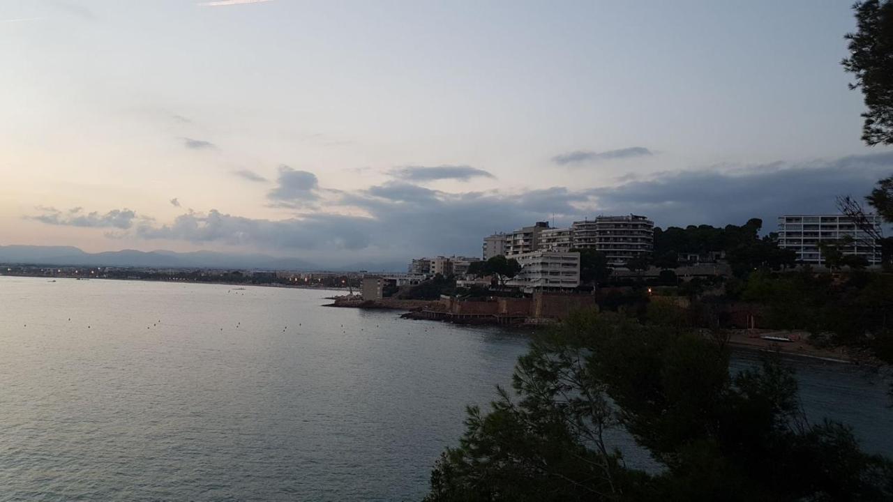 Apartment Center Salou Near Port Aventura Екстериор снимка