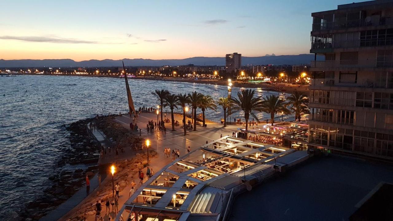 Apartment Center Salou Near Port Aventura Екстериор снимка